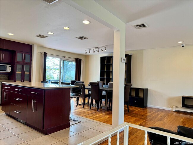 Foto del edificio - 6 Fairway Dr