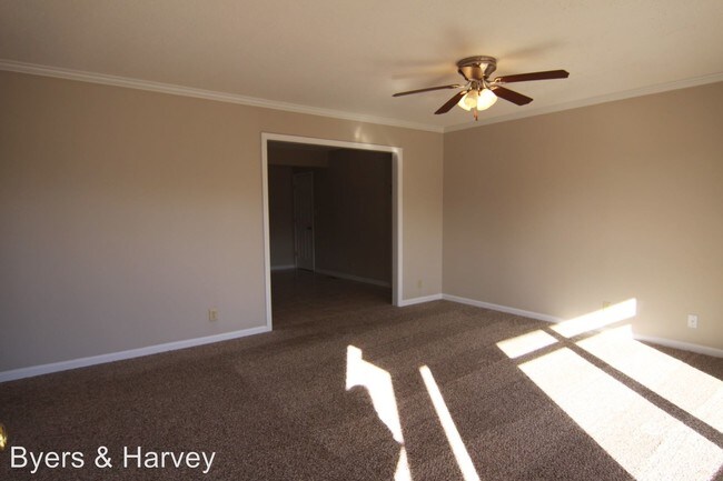 Building Photo - 5 br, 4 bath House - 168 Lancashire Drive