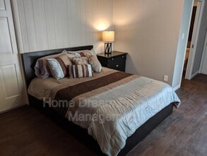 Building Photo - 1401 Bragg Rd