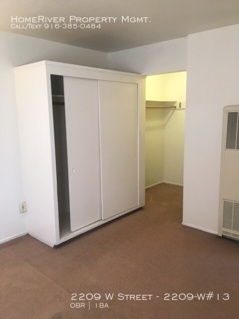 Building Photo - Midtown Studio