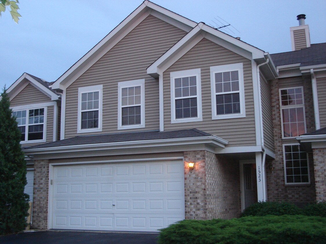 Primary Photo - 1523 Brittania Way