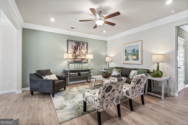 Foto del edificio - 315 Skye Ln