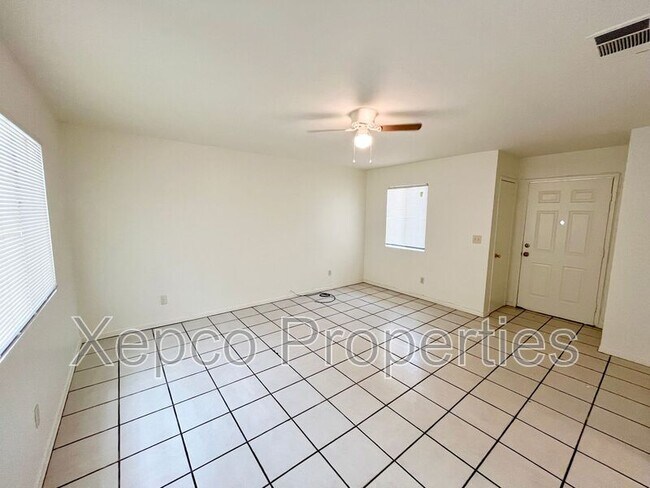 Foto del edificio - 33709 Sky Blue Water Trail