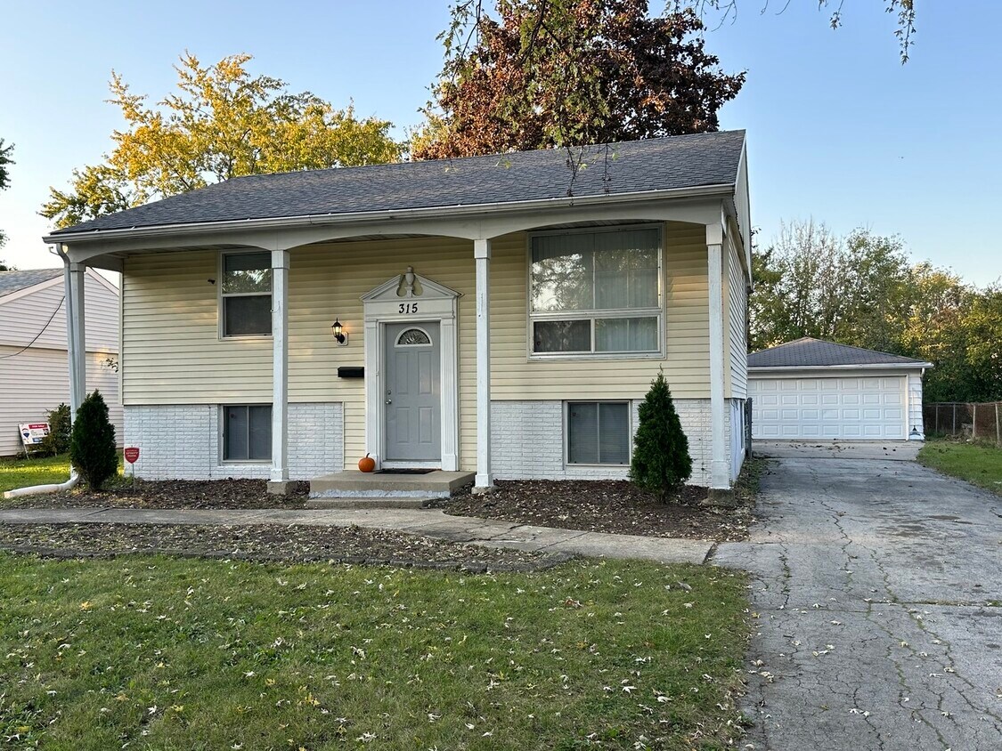 Foto principal - 315 E Rose St