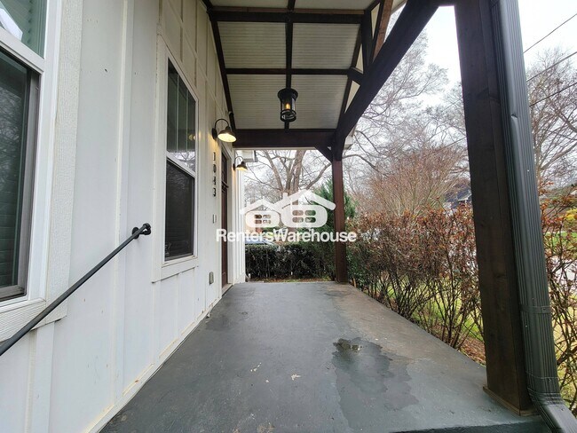 Foto del edificio - 1043 Fern Ave SE