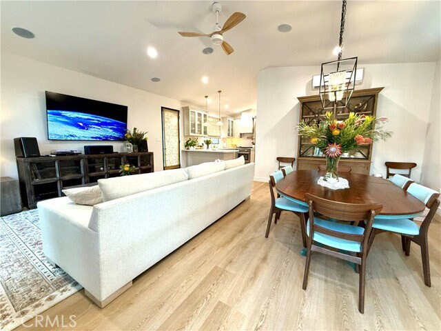 Foto del edificio - 453 E Grand View Ave