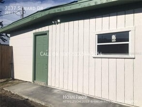 Building Photo - 7037 Seward Dr