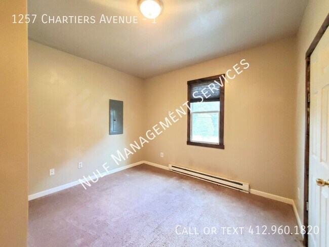 Building Photo - 1 Bed, 1 Bath in Crafton Heights