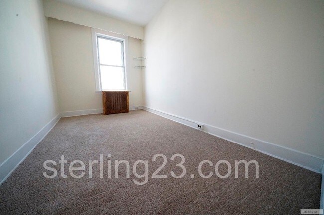 Foto del edificio - 2414 Crescent St