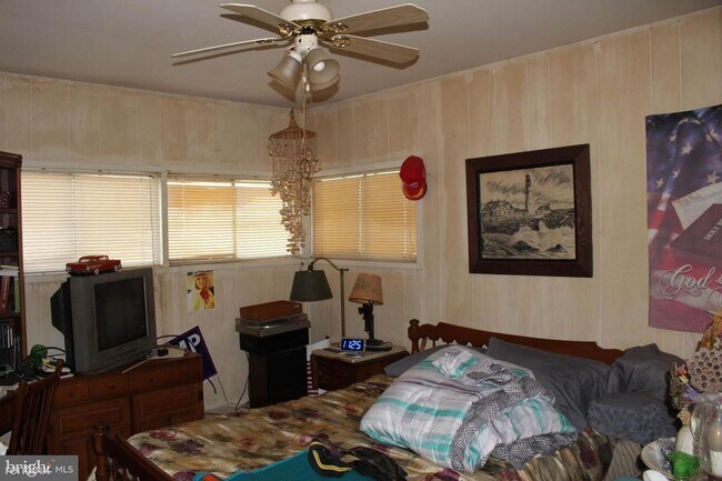 Building Photo - 1 br, 1 bath Condo - 53 Yellowood Dr