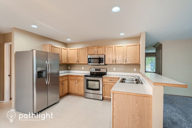 Building Photo - 13605 116th Ave Ct E