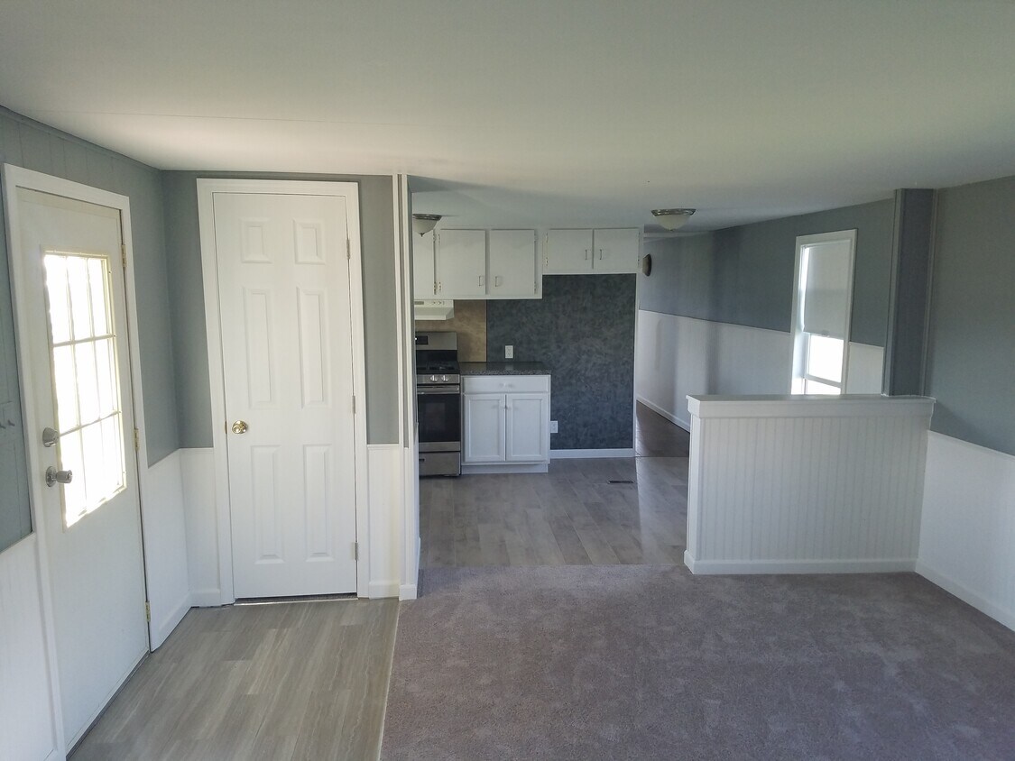 Building Photo - 2887 County Rd 39