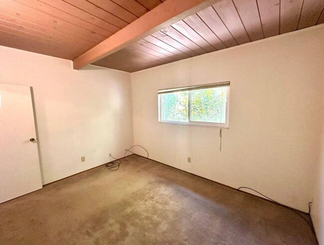 Building Photo - 5071 Appian Way