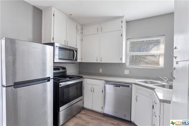 Foto del edificio - 808 S 36th St