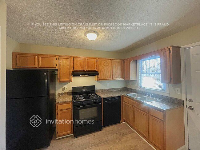 Foto del edificio - 360 Davis Mill Dr