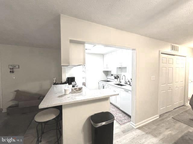 Building Photo - 23250 Chestnut Oak Ct