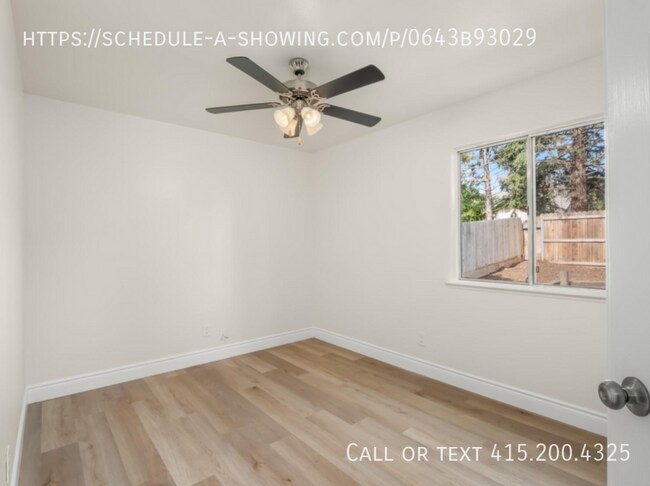 Foto del edificio - 5382 W Browning Ave