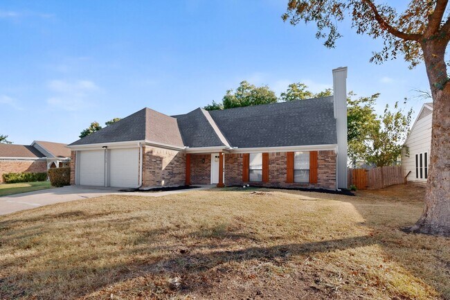 Foto del edificio - 5312 Gregory Dr