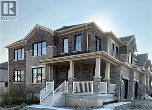 Building Photo - 78 Granville Cres
