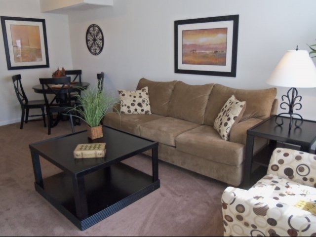 Living Room - Park at Cross Creek Apartments