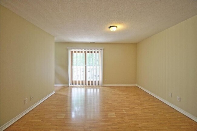 Foto del edificio - 24 Sweetgum Ln