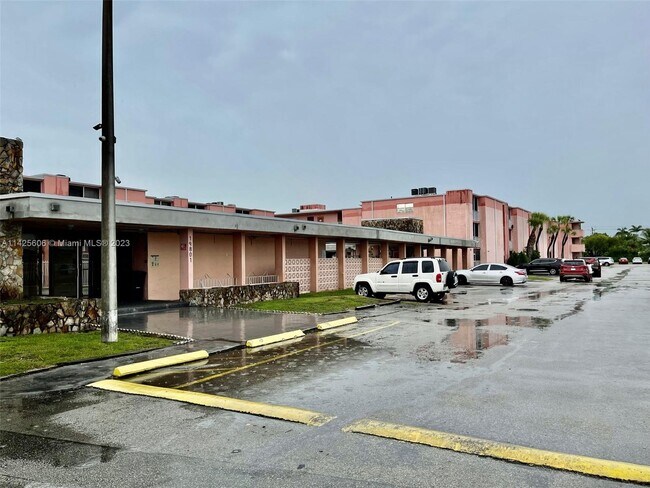 Foto del edificio - 19729 SW 114th Ave