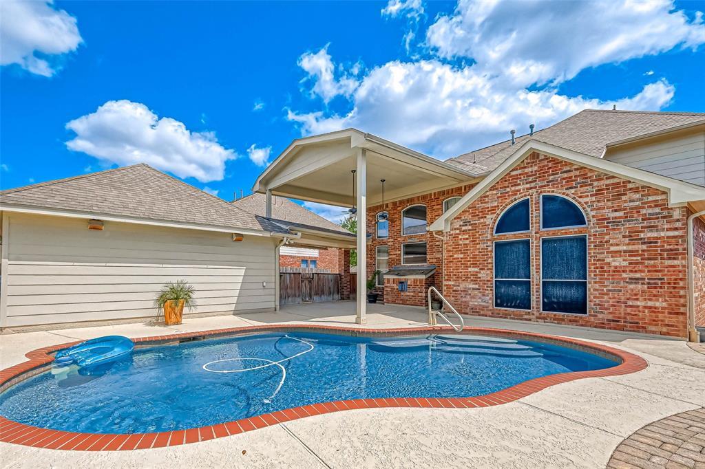 Primary Photo - 2422 Falcon Knoll Ln