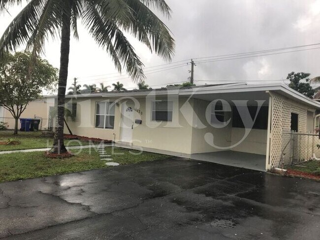 Foto del edificio - 7130 Tyler St