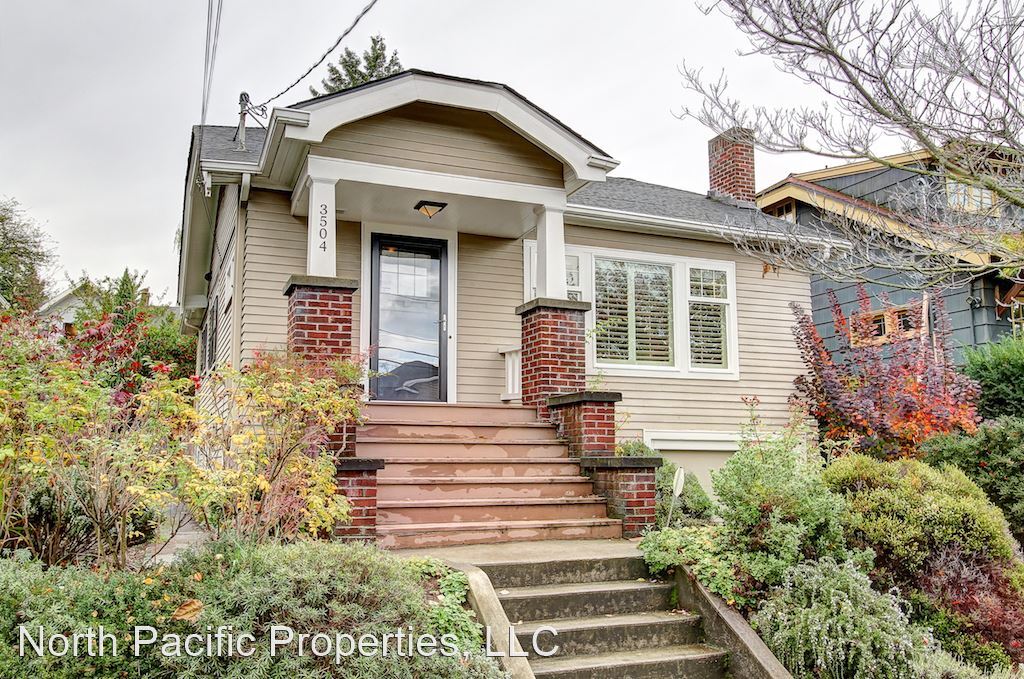 Primary Photo - 3 br, 2 bath House - 3504 Densmore Ave N