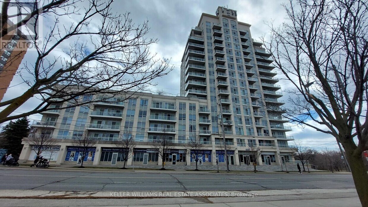 Photo principale - 3865-3865 Lake Shore Blvd W