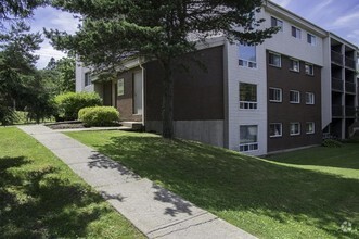 Building Photo - 67 & 141 Harlington