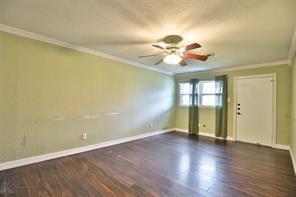 Building Photo - 2151 Westview Dr