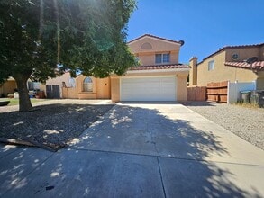 Building Photo - 1718 Apricot Dr