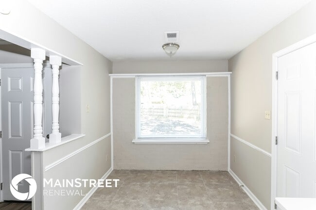 Building Photo - 6076 Elk Grove Rd