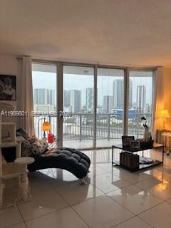 Building Photo - 1750 N Bayshore Dr