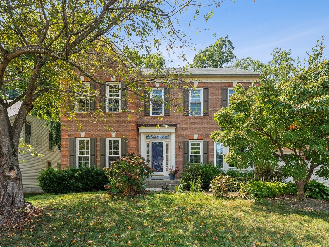 Primary Photo - Stunning 4-Bed, 4.5-Bath Colonial Brick Ho...