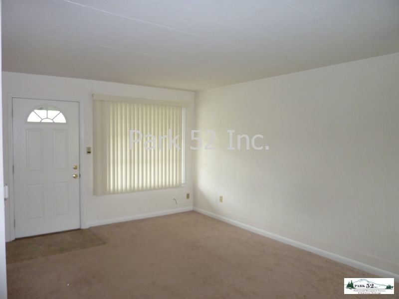 Building Photo - 315 4th Ave SW