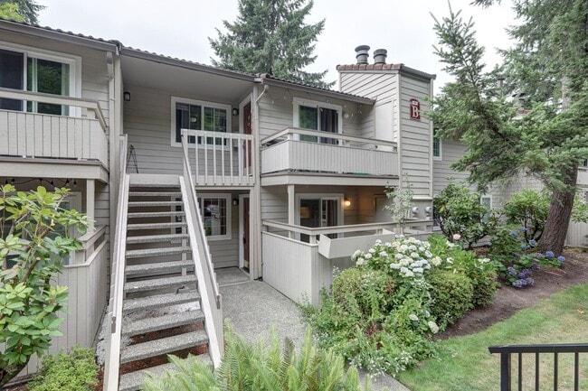 Photo - 2 Bedroom Ground Floor Condo in the Heart of Woodinville!