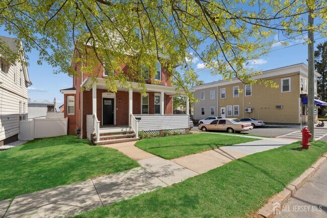 Foto del edificio - 327 Main St