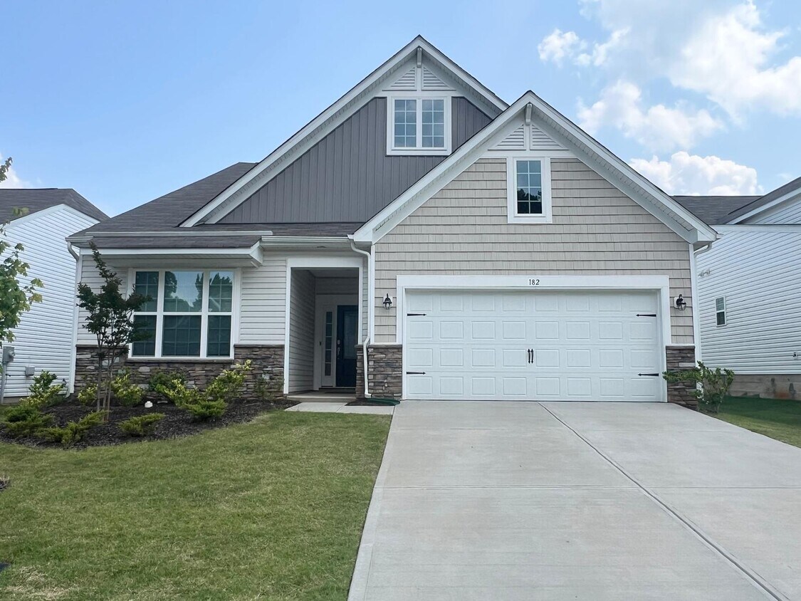 Foto principal - 182 Abersham Dr