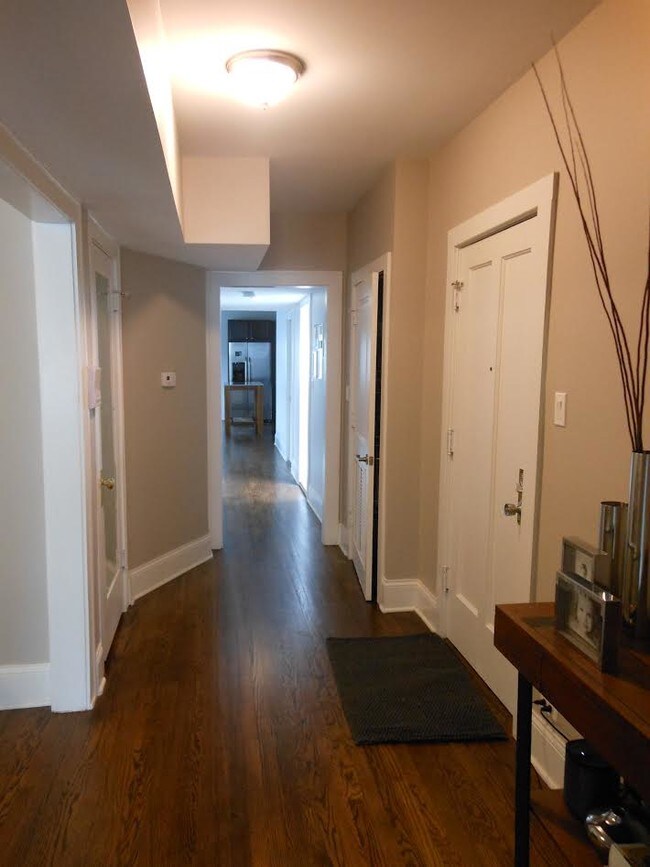 Foto del edificio - 5707 N Clark St