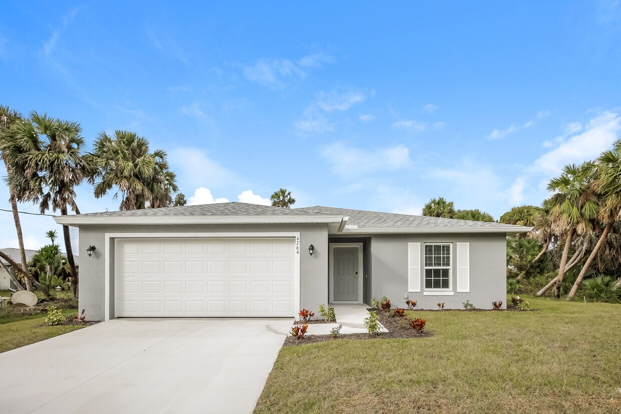 Foto principal - 4764 Adderton Ave