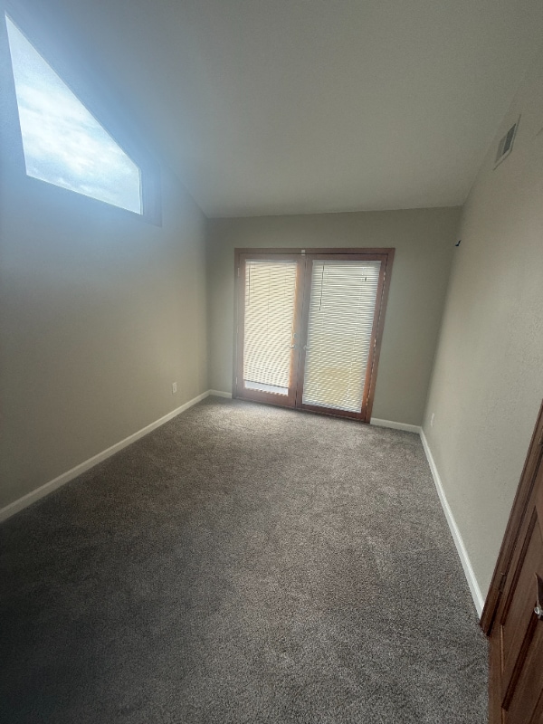 Building Photo - 2857 Springdale Ln
