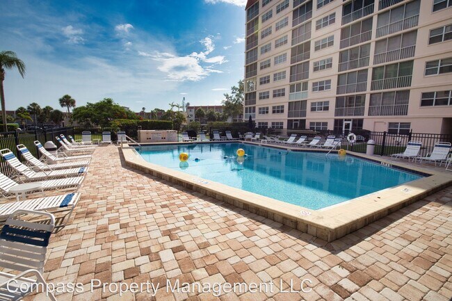 Foto del edificio - 2 br, 2 bath House - 232 St. Augustine Ave...