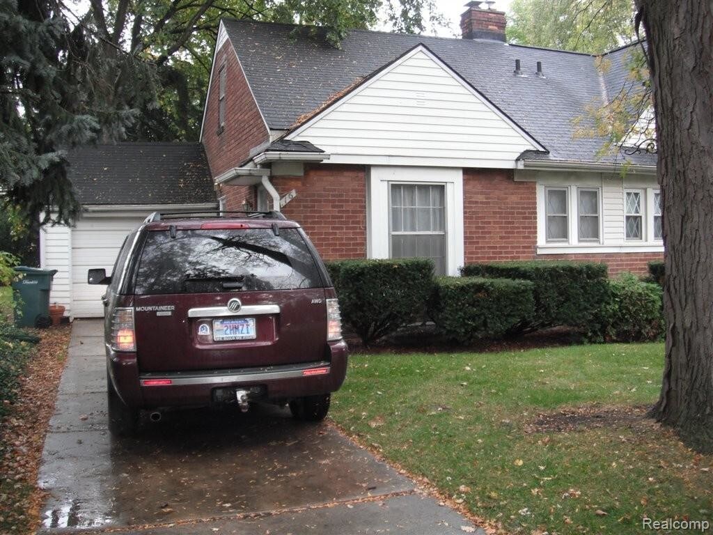 Primary Photo - 16 Abbott Ln