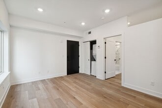 Interior Photo - The Crown on Leland