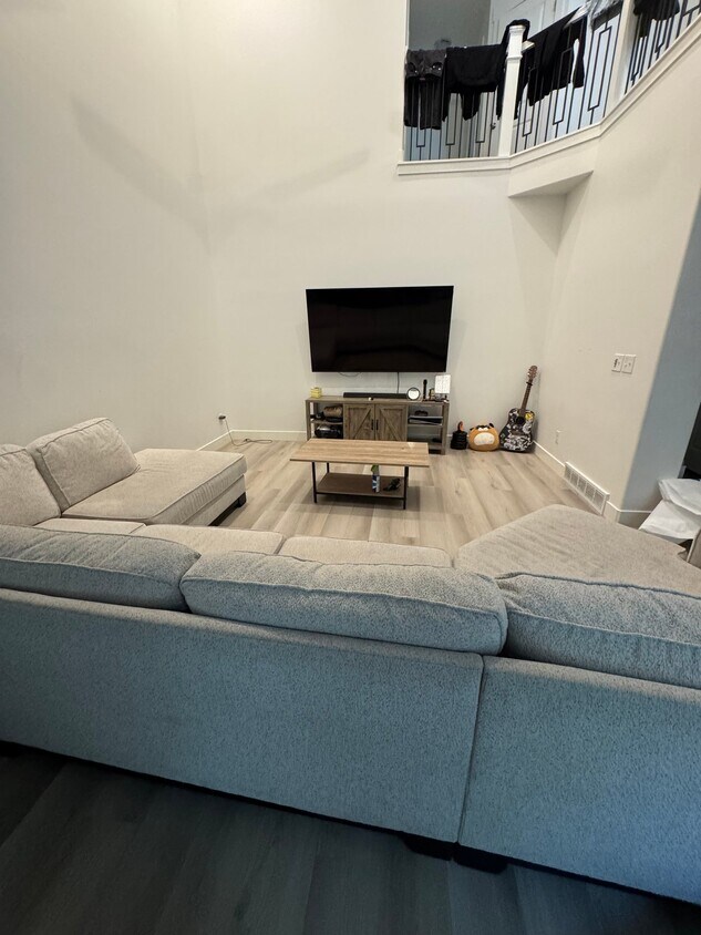 Foto del edificio - 4309 Silver Peak Ln