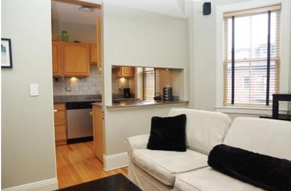 Foto principal - 99 E Brookline St