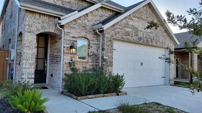 Building Photo - 13101 Cobalt Cove Ct