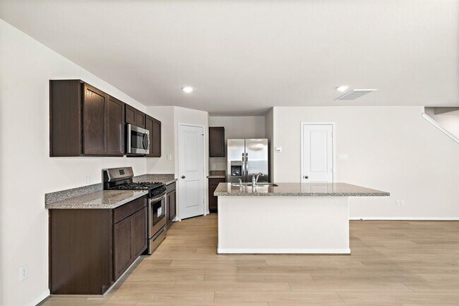 Foto del edificio - 7026 Cedar Breeze Ct